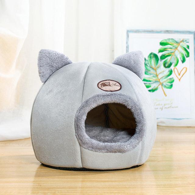 Winter Warm Cozy Cat Bed – Soft Plush Sleeping Nest for Cats