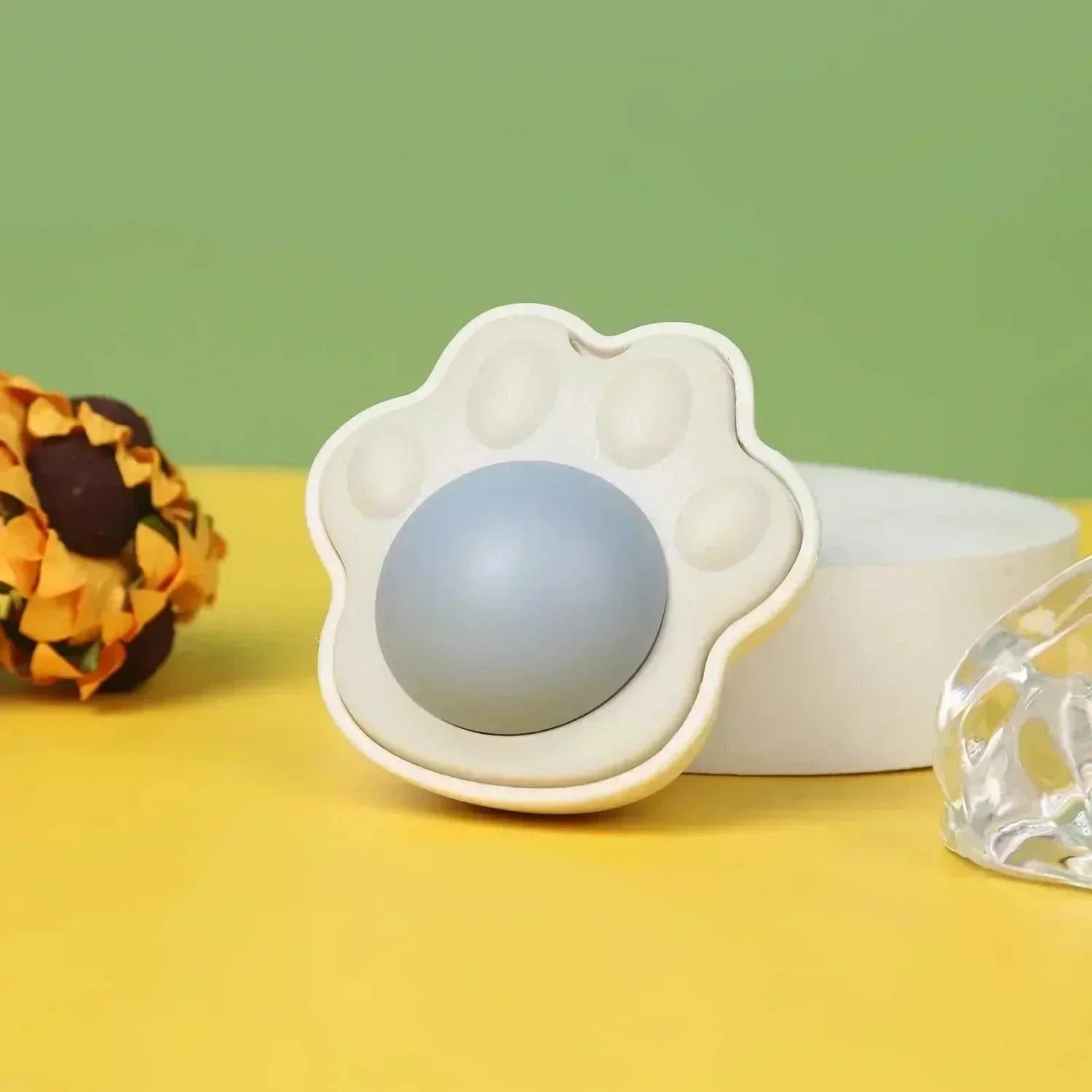 Natural Catnip Rotating interactive cat paw-shaped toy with ball for cat play and stimulation