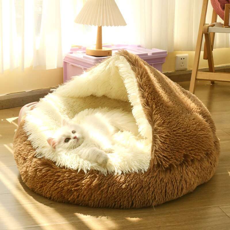 Cute bear paw shaped cozy pet bed with soft faux fur, perfect for cats and small dogs