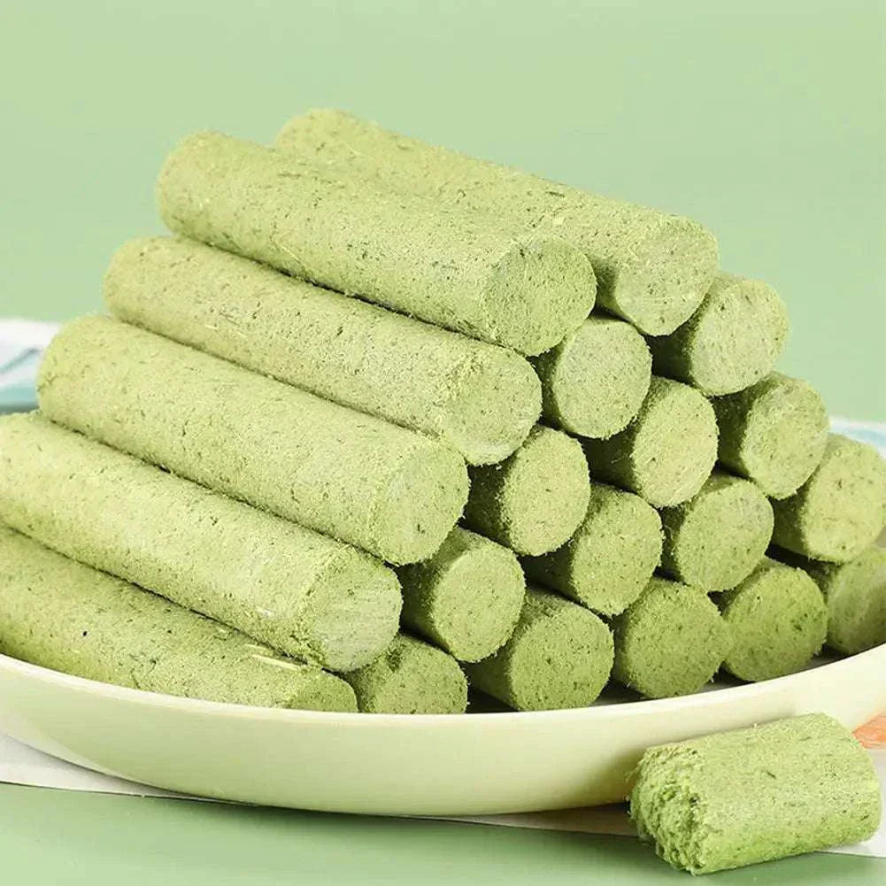 Natural green cat grass teething sticks for healthy dental chews and oral hygiene